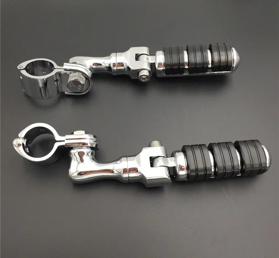 '- Chrome Regular Footrest Foot Pegs with 1 1/4" Short Angled Adjustable Clamps For Harley Davidson Sportster 883  1200/Triumph Rocket/Kawasaki Vulcan VN400 VN900