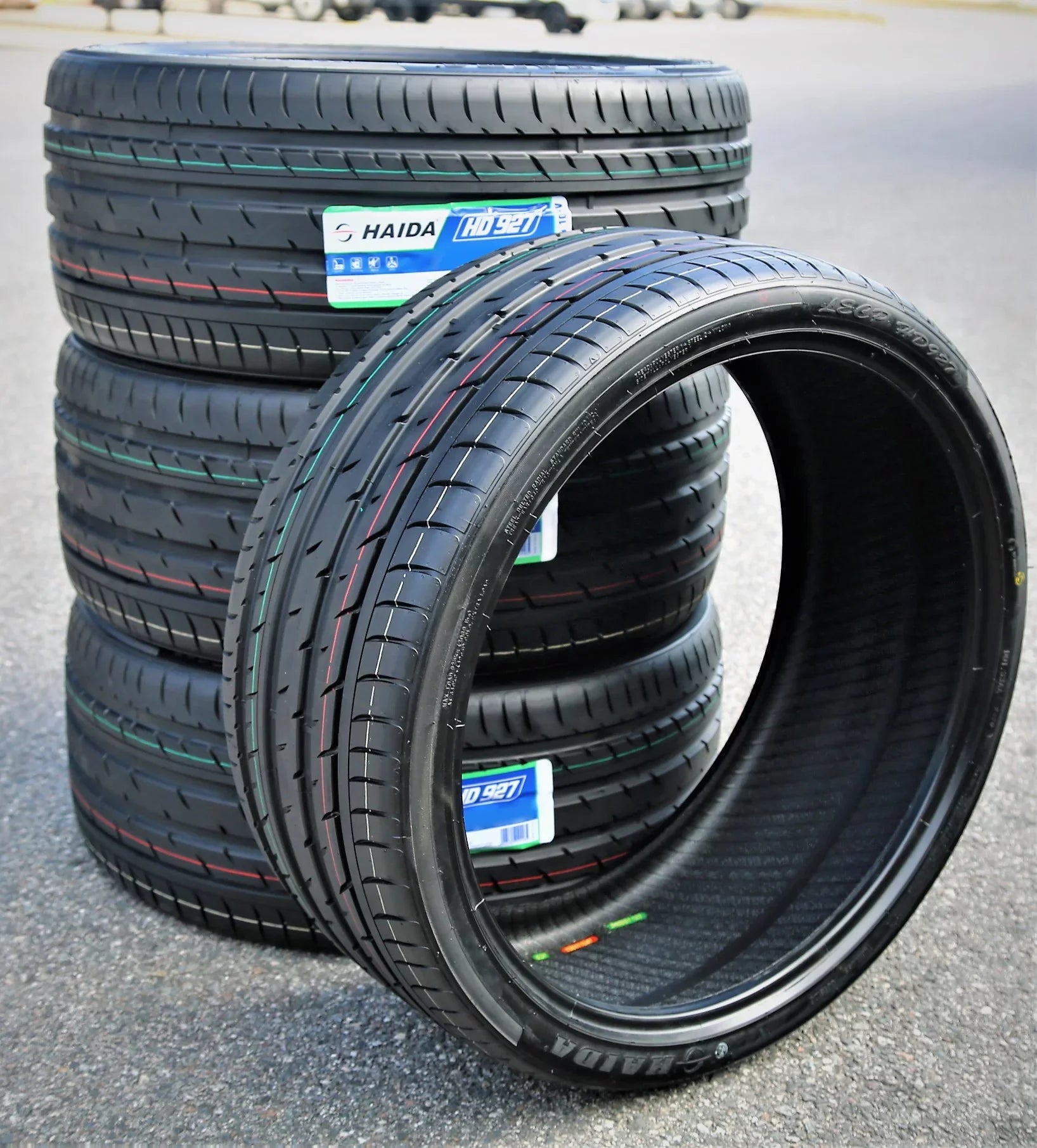 Set of 4 () Haida HD927 265/40R21  105W  High Performance Tires Fits: 2020-23 Ford Edge -Line, 2019 Ford Edge