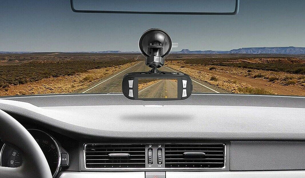 Coby -101 4X Zoom 1080p Full  2.7 Screen Car Dash Cam