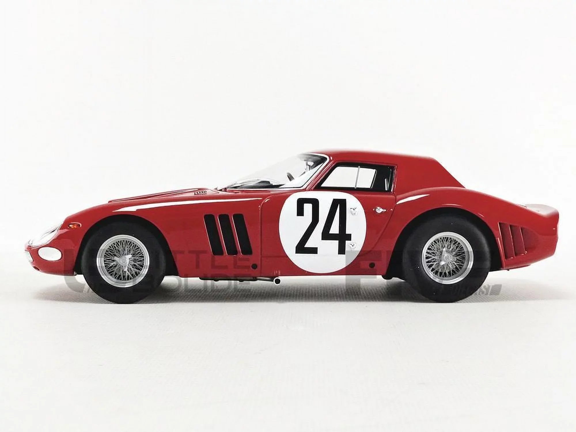 1/18 -  250  - Le Mans 1964