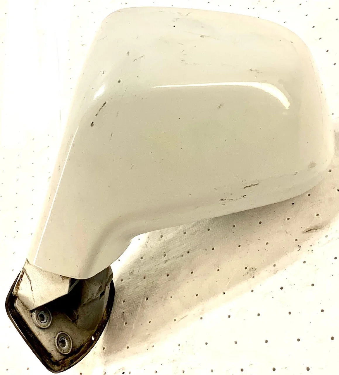 Pre-Owned 2008-2010 Saturn Vue Driver  Side View Mirror Power Heated DL8  (Good)