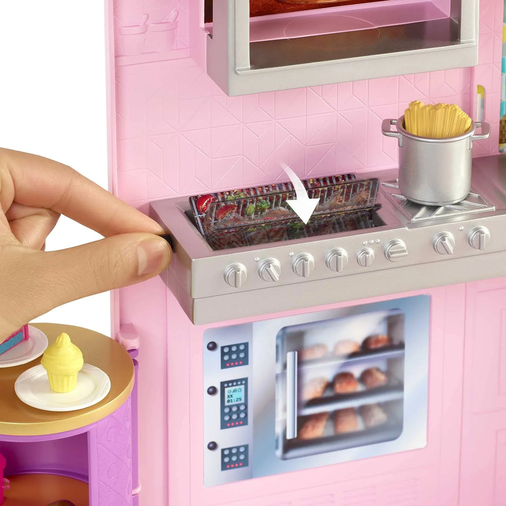 Barbie Cook ‘n Grill Restaurant Playset with 30+ Pieces  Gift for 3 to 7 Year Olds