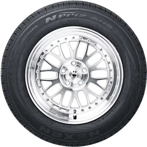 Nexen NPriz AH8 205/65R16 95H  (2 Tires) Fits: 2016-21 Chevrolet Malibu L, 2013-17 Honda Accord