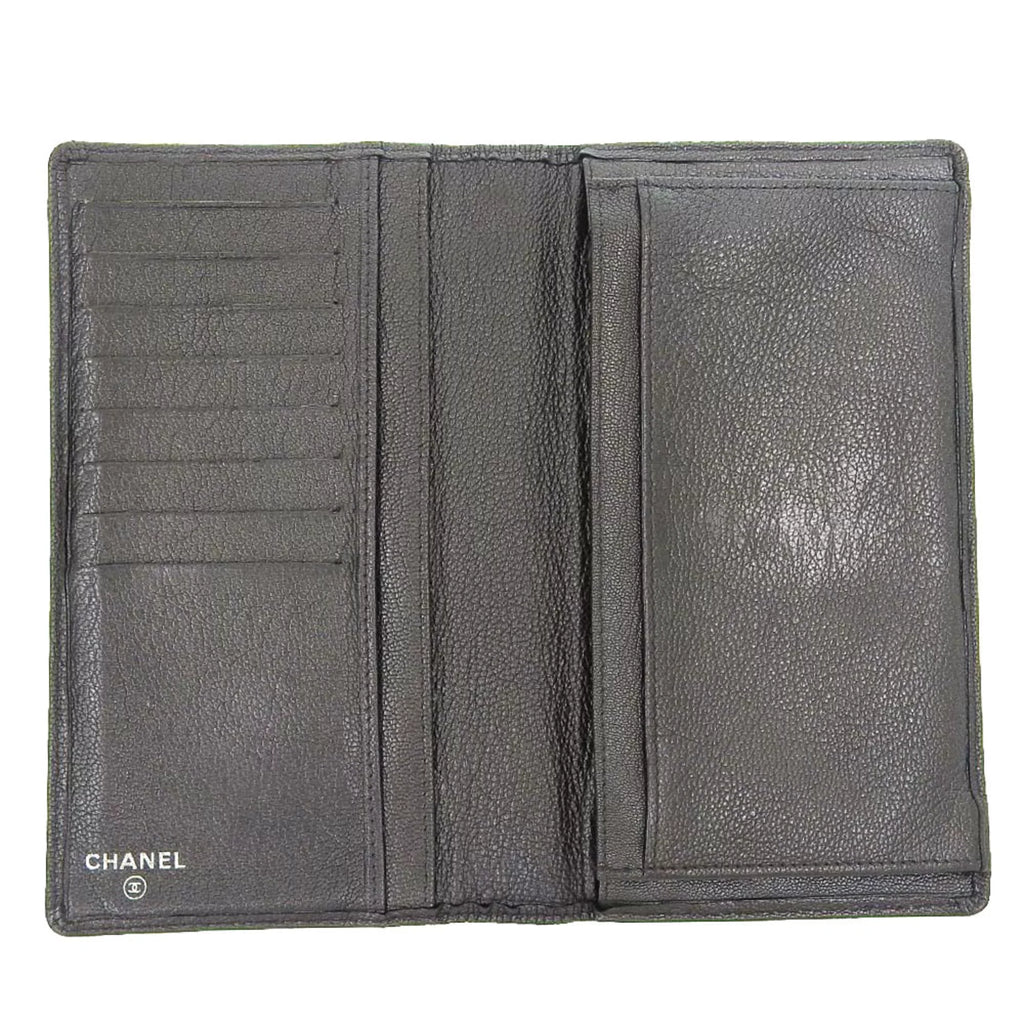 Pre-Owned Chanel  here mark bi-fold long wallet metallic lambskin gray No. 11 with seal (Fair)