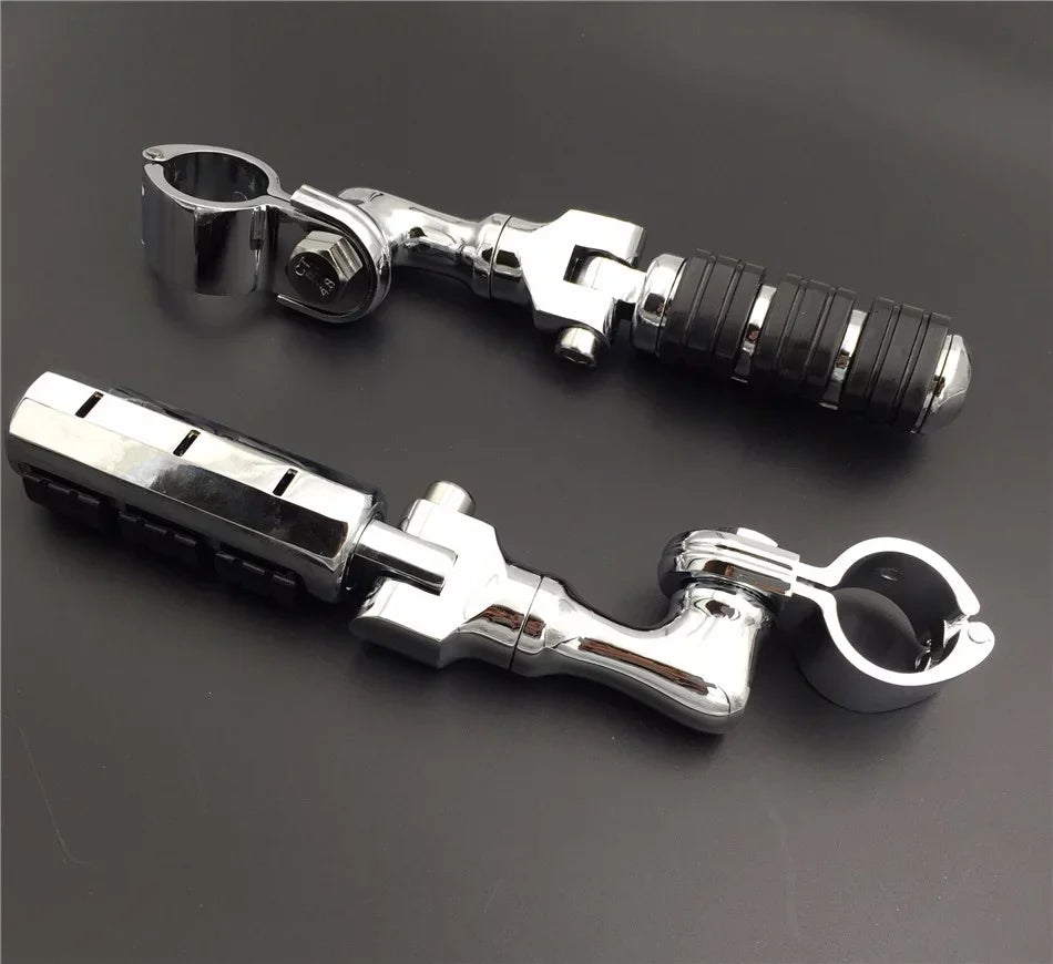 '- Chrome Regular Footrest Foot Pegs with 1 1/4" Short Angled Adjustable Clamps For Harley Davidson Sportster 883  1200/Triumph Rocket/Kawasaki Vulcan VN400 VN900