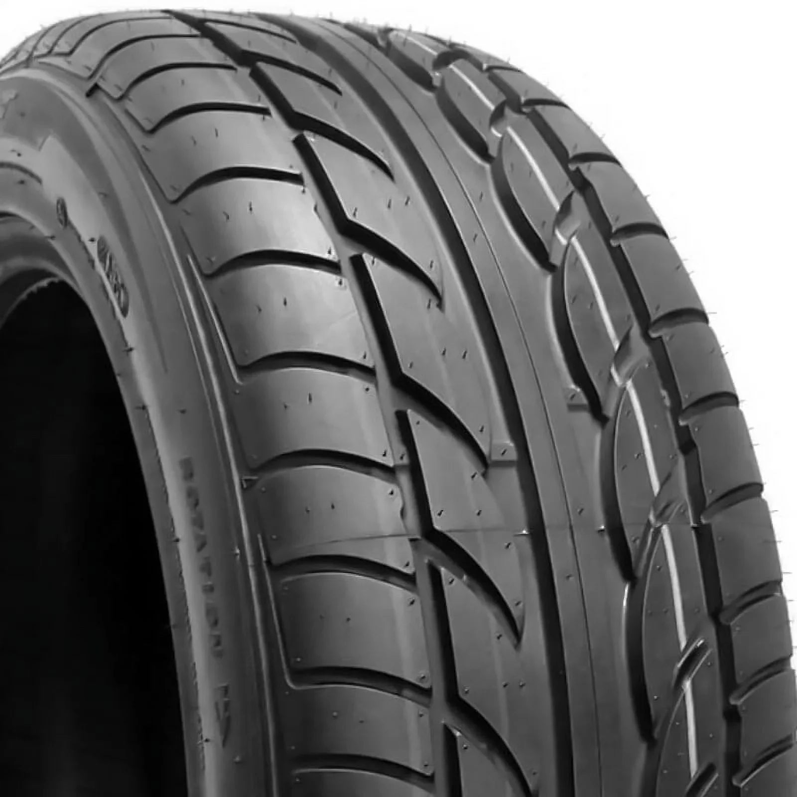 Achilles 122 All-Season Tire - 195/70R14 91H