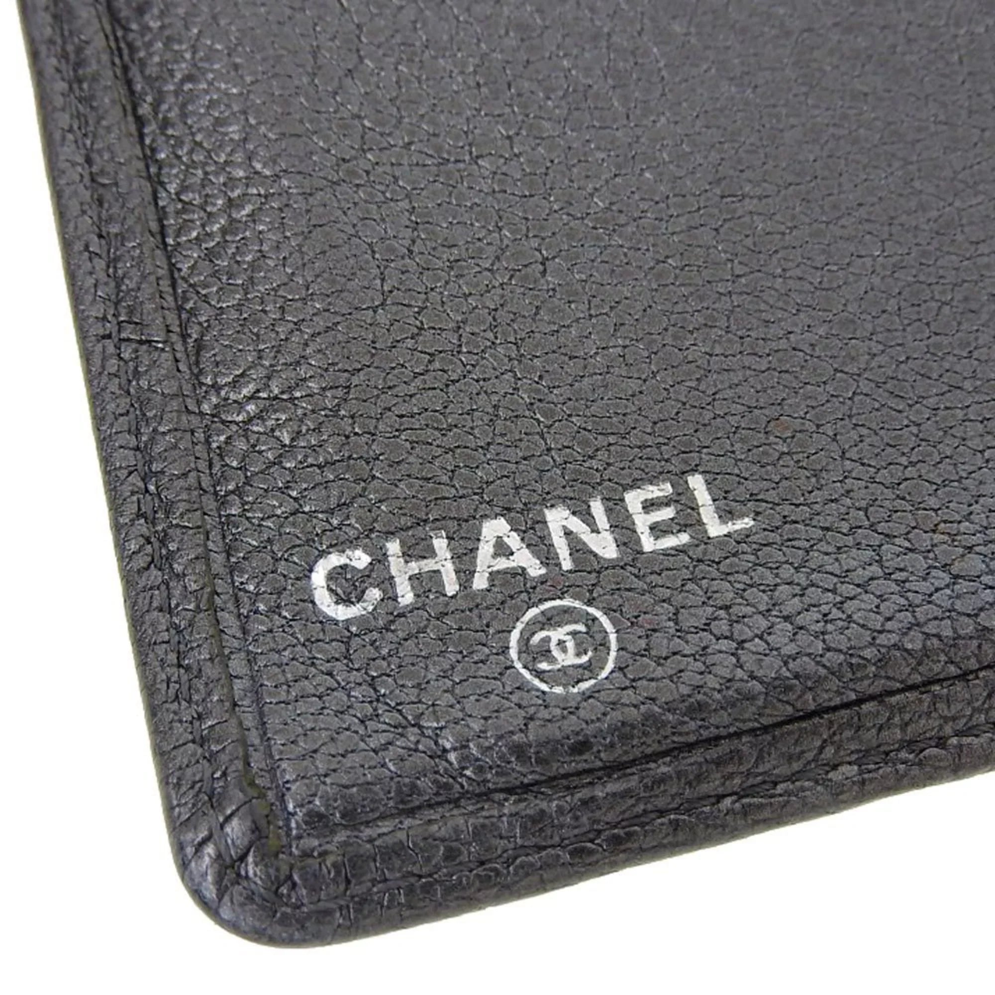 Pre-Owned Chanel  here mark bi-fold long wallet metallic lambskin gray No. 11 with seal (Fair)