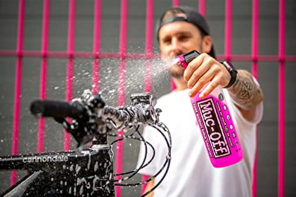 Muc-Off eBike Clean, Protect & Lube Kit - Bike Cleaning Kit, Bike Maintenance Kit for Electric Bikes - Includes Bike Wash and Bike Chain Lube