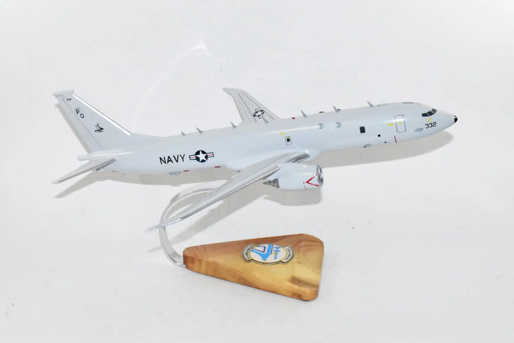 '-9 Golden Eagles 2019 P-8 Model