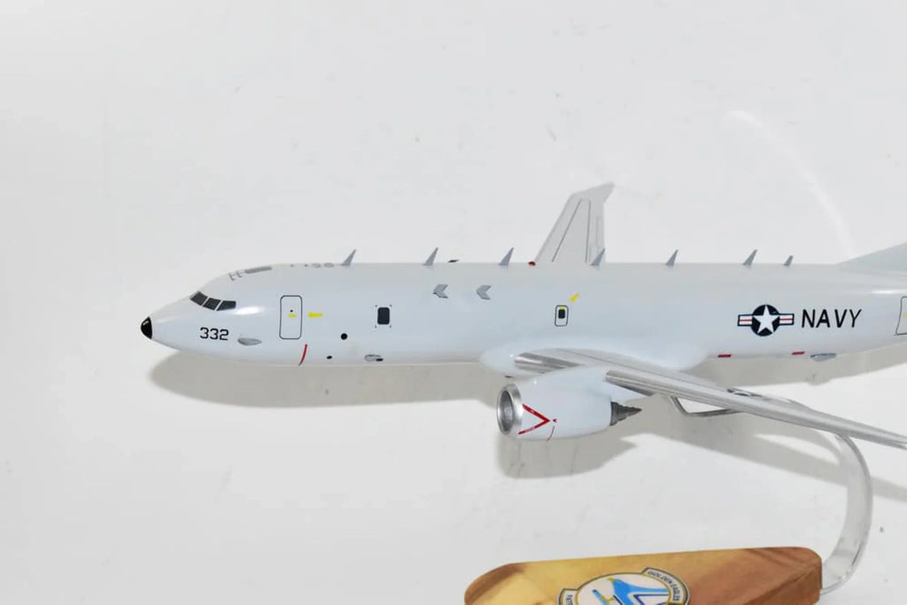 '-9 Golden Eagles 2019 P-8 Model