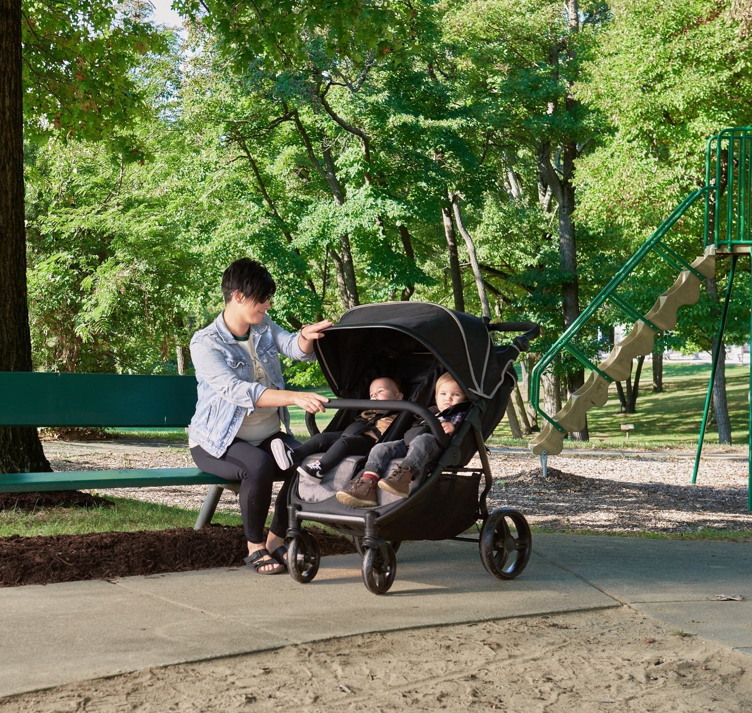 Gaggle Roadster Double Stroller with Expandable Canopy, Black/Gray